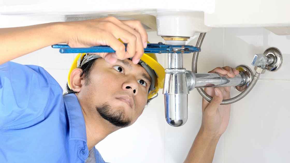 qualities of a good plumber